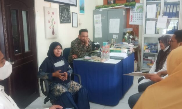 Verifikasi oleh TIM Adiwiyata dari Dinas Lingkungan Hidup Kebersihan dan Keindahan Kota Banda