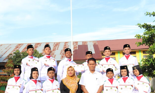 PENGUKUHAN PASKIBRAKA MTSN 2 BANDA ACEH ANGKATAN KE II