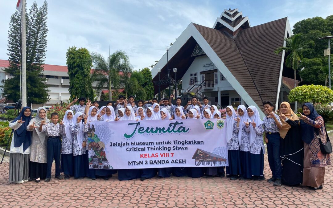 Siswa/i MTsN 2 Banda Aceh Ikuti Kegiatan ‘Jeumita’ di Museum Aceh