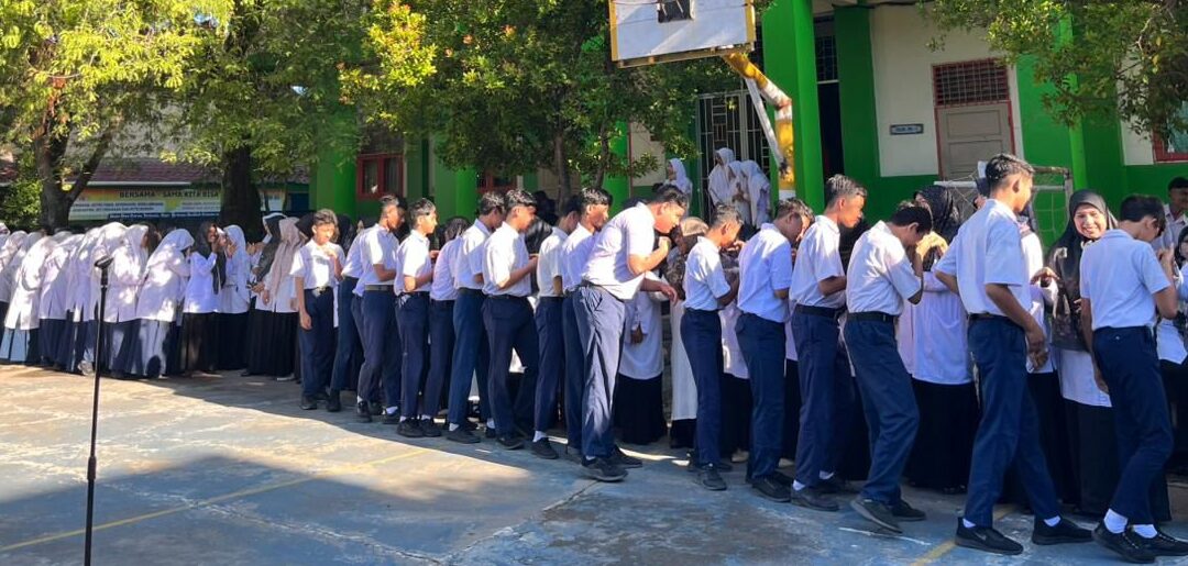 Saling Memaafkan, MTsN 2 Banda Aceh Gelar Halal bi Halal di Hari Pertama Sekolah